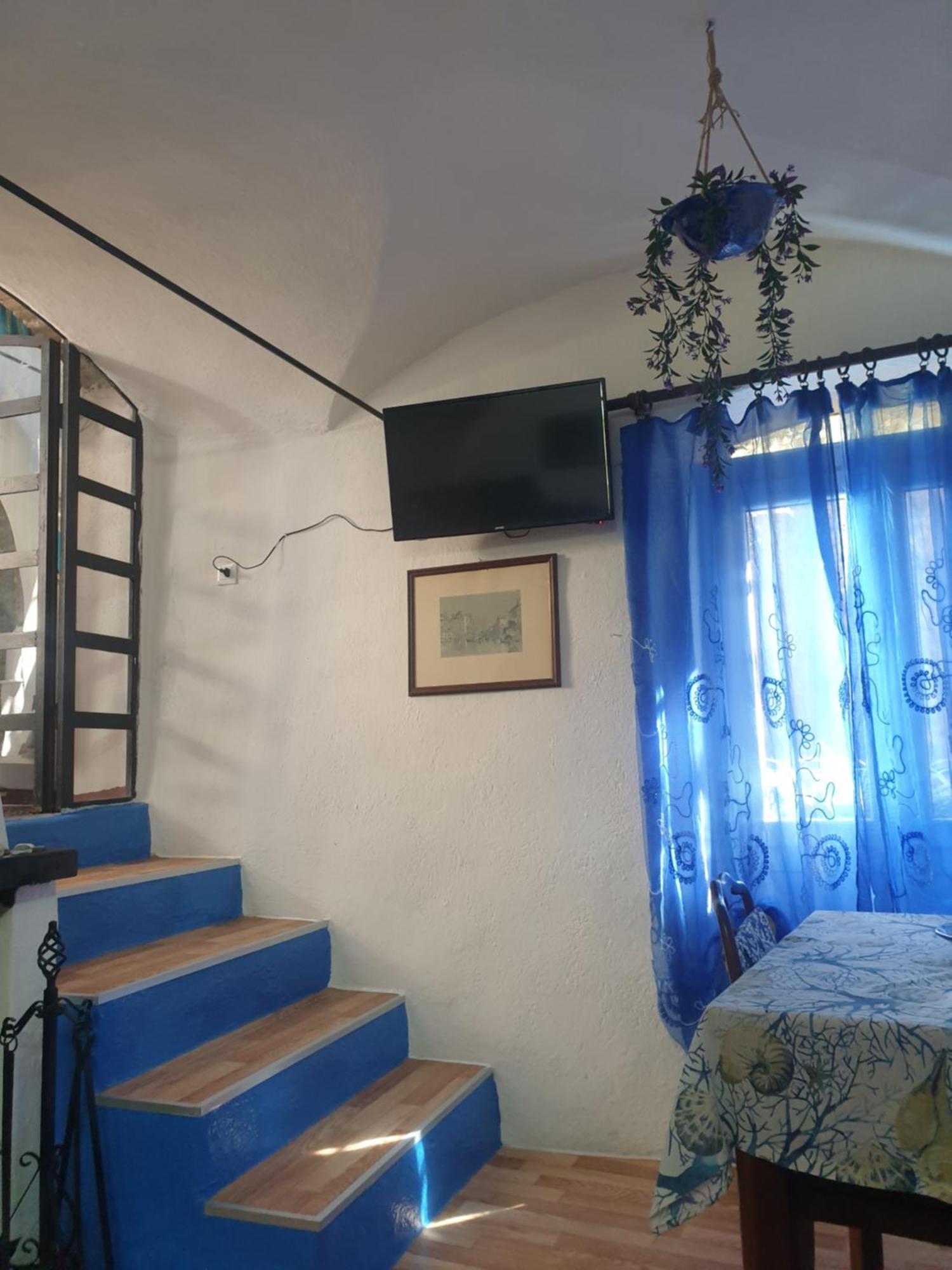 Casa Di Ingrida Bussana Vecchia Villa Sanremo Bagian luar foto
